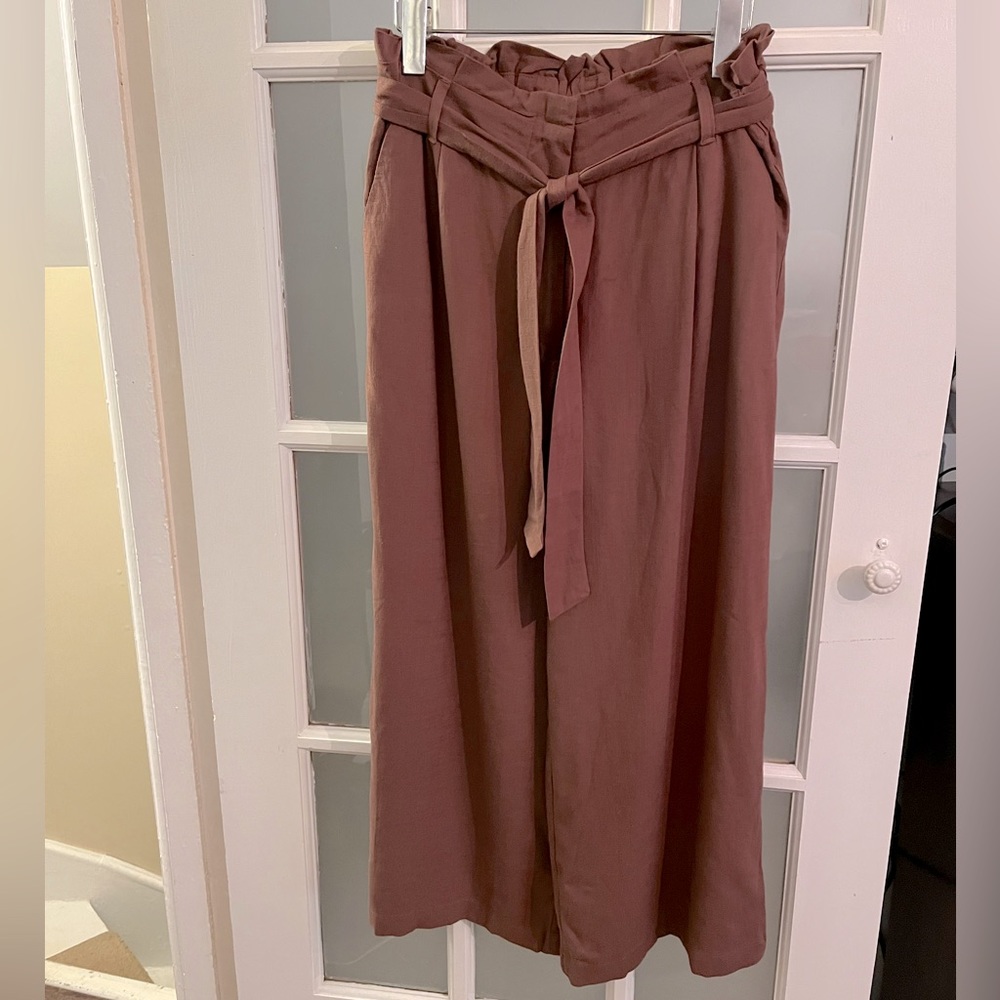 Rickis size 8 cropped wide leg paper bag pants.